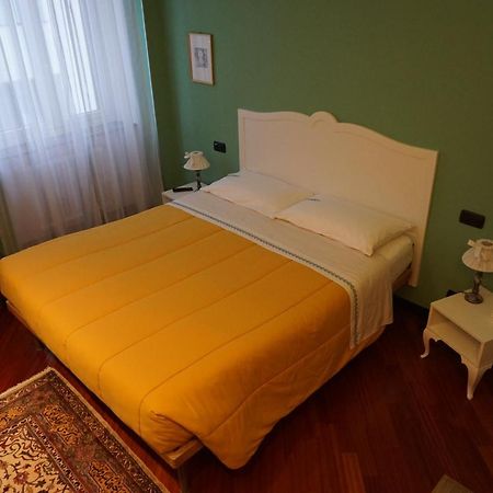 Gli Anemoni B&B Free Parking Genoa Bagian luar foto