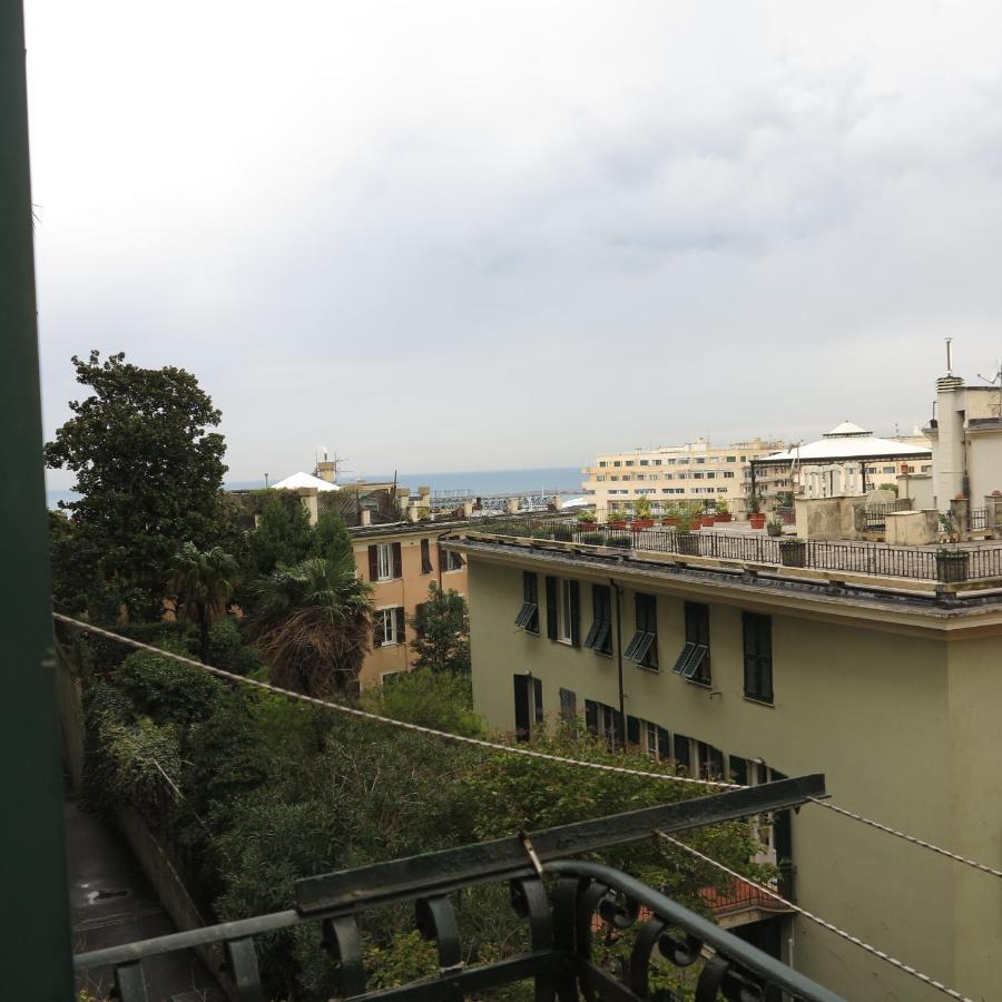 Gli Anemoni B&B Free Parking Genoa Bagian luar foto