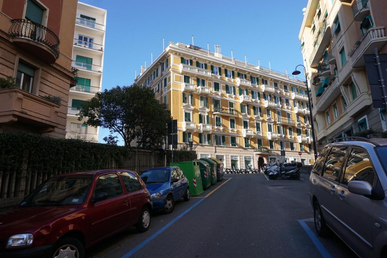 Gli Anemoni B&B Free Parking Genoa Bagian luar foto