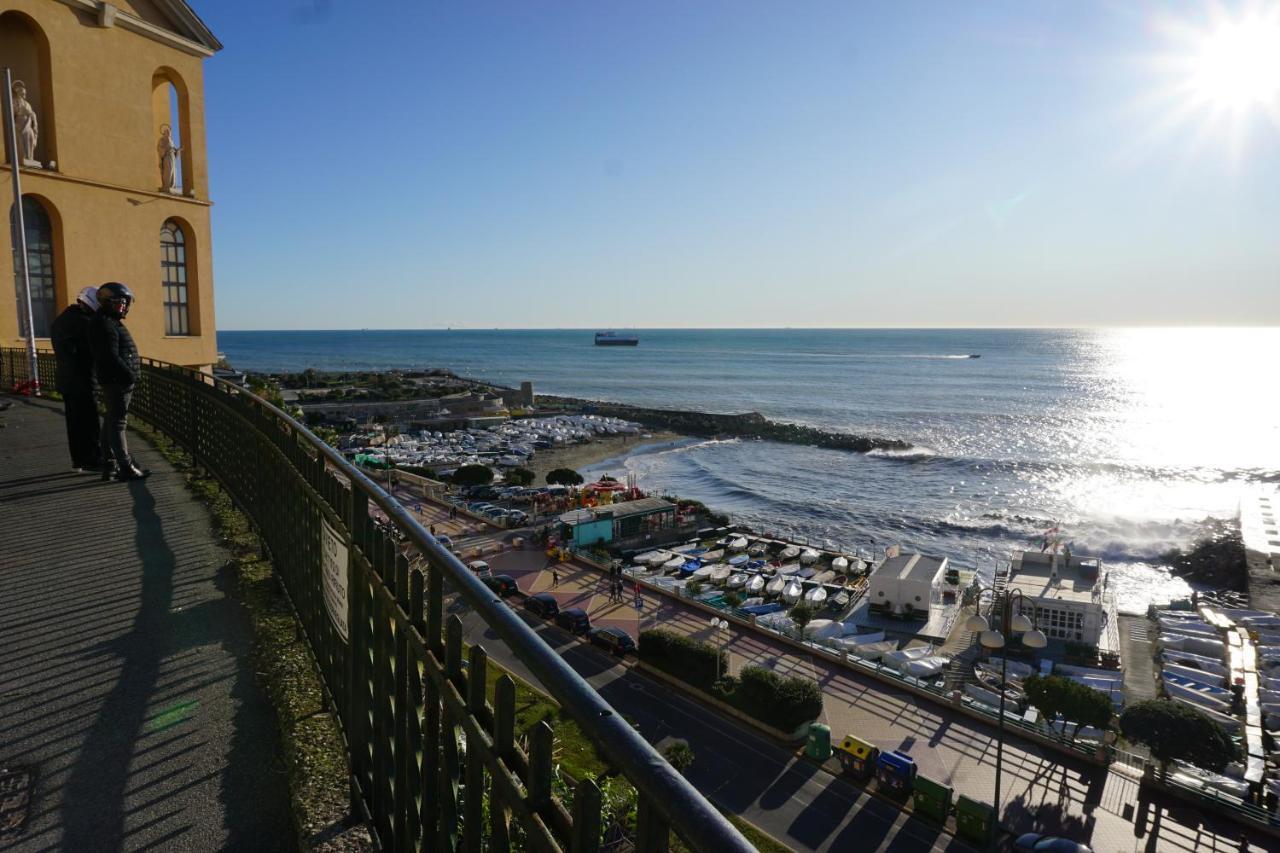 Gli Anemoni B&B Free Parking Genoa Bagian luar foto